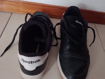 Vendo zapatillas talle 41/42