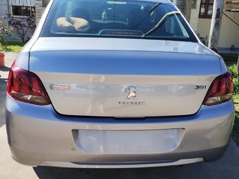 Peugeot 301 1.6 nafta