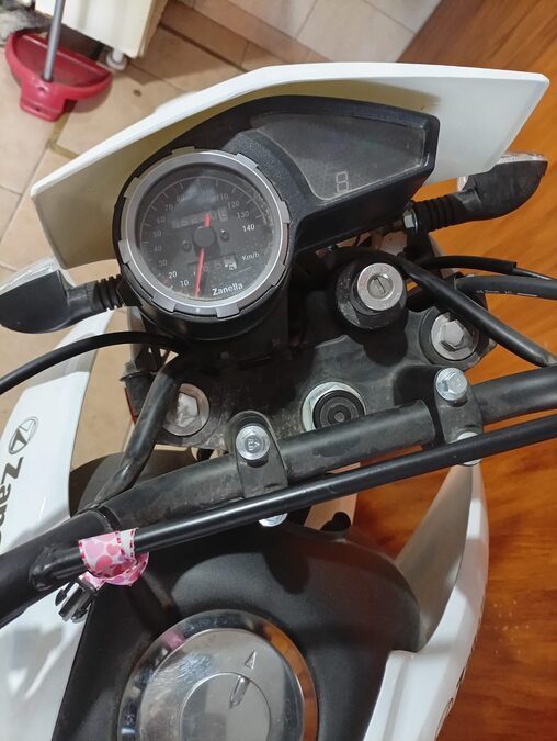 Vendo Zanella zt 150 2023. Impecable!! 5200 km