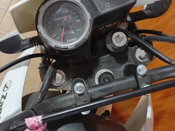 Vendo Zanella zt 150 2023. Impecable!! 5200 km