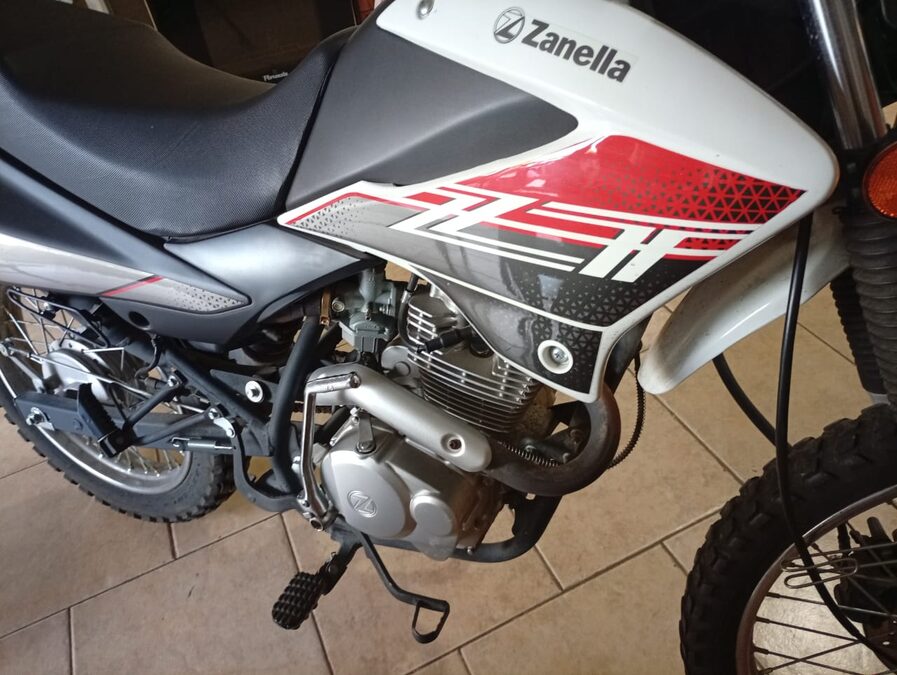 Vendo Zanella zt 150 2023. Impecable!! 5200 km