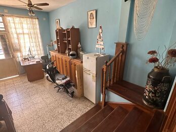 Casa de 7 dormitorios/2 cocinas y mucho mas.