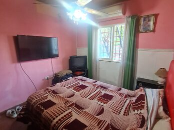 Casa con Departamento Independiente