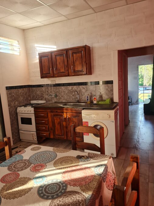 Casa con Departamento Independiente