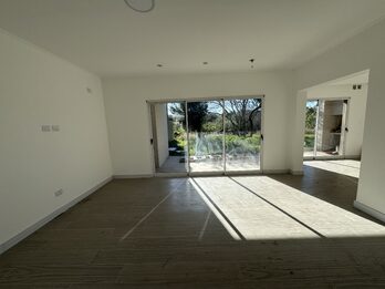 MODERNA CASA A ESTRENAR - ORO VERDE