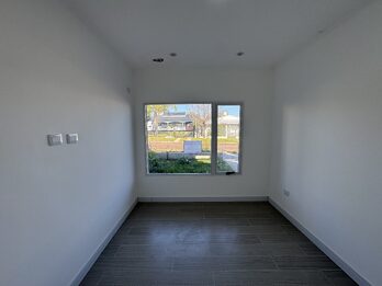MODERNA CASA A ESTRENAR - ORO VERDE