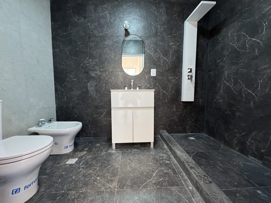 MODERNA CASA A ESTRENAR - ORO VERDE