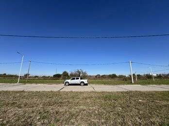LOTE DE 450 m² EN ORO VERDE ZONA EL TRIANGULAR