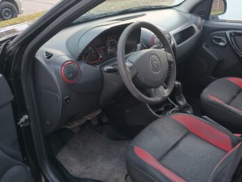 Sandero StepWay   RIP CURL   /     2012