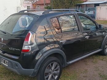 Sandero StepWay   RIP CURL   /     2012