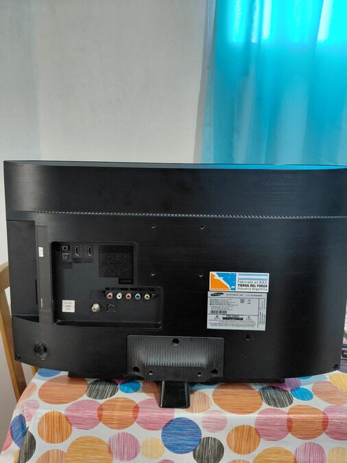 TV Monitor Smart 24 Samsung