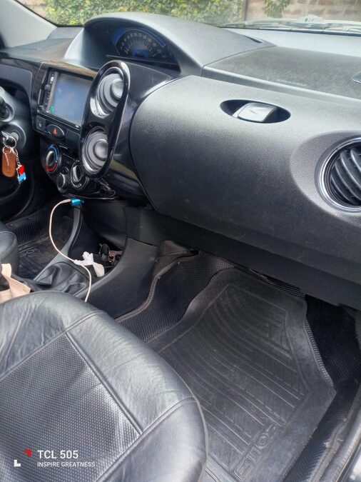 TOYOTA ETIOS XLS 2014