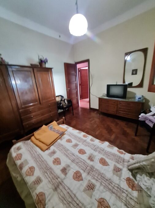 Casa de 2 dormitorios Feliciano y Alsina.