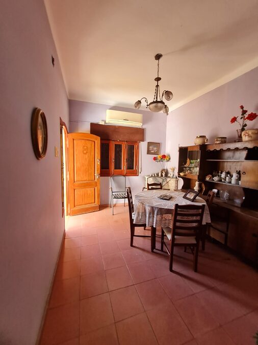 Casa de 2 dormitorios Feliciano y Alsina.