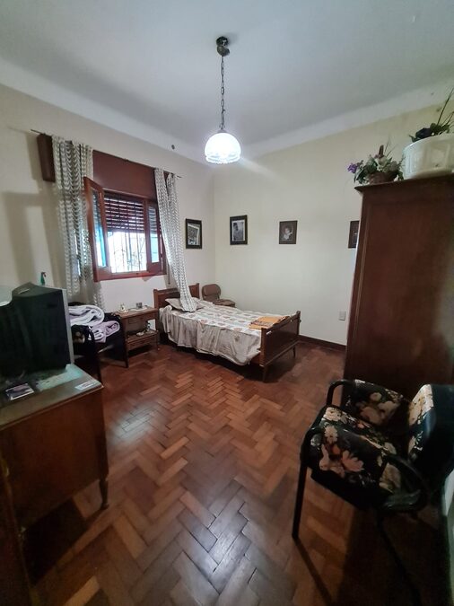 Casa de 2 dormitorios Feliciano y Alsina.