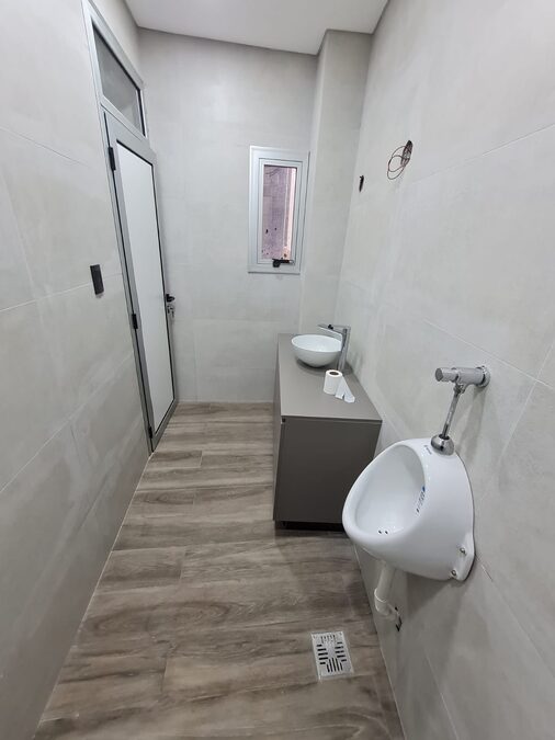 Oficina nueva en C. Cívico/Parque