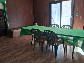 CASA/QUINTA MUY AMPLIA IDEAL "REUNIONES"