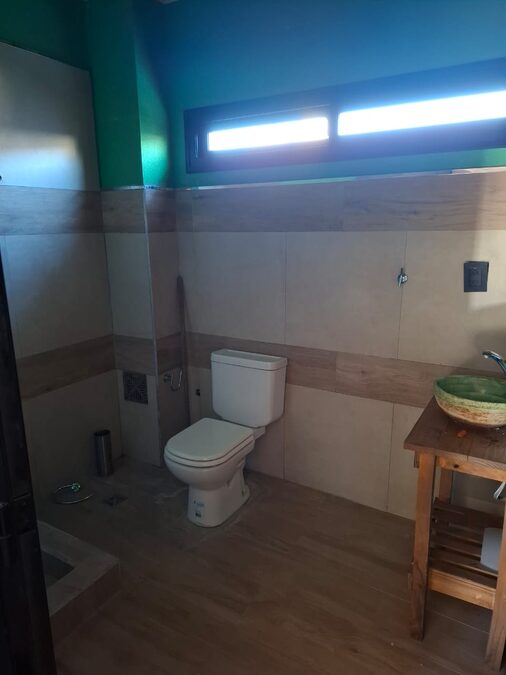 CASA/QUINTA MUY AMPLIA IDEAL "REUNIONES"