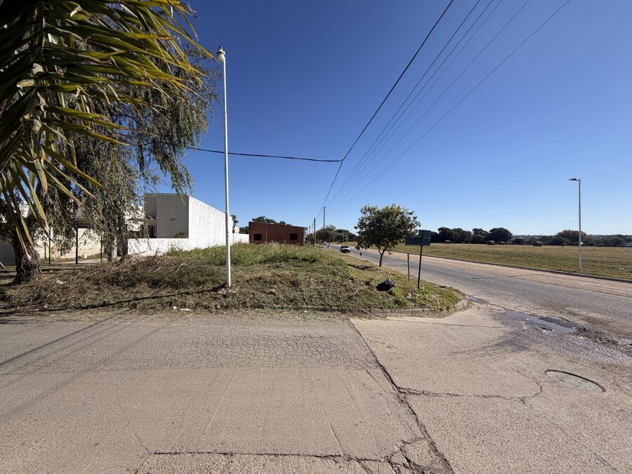TERRENO DE 600 m² CON EDIFICACIÓN | SAN BENITO | LISTO PARA ESCRITURAR