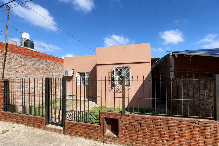 CASA DE 2 DORMITORIOS | APTA CRÉDITO