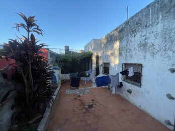 CASA DE 3 DORMITORIOS | APTA CRÉDITO - 25 de Junio y Juramento
