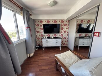 SEMI PISO DE 2 DORMITORIOS CON COCHERA | PARQUE URQUIZA