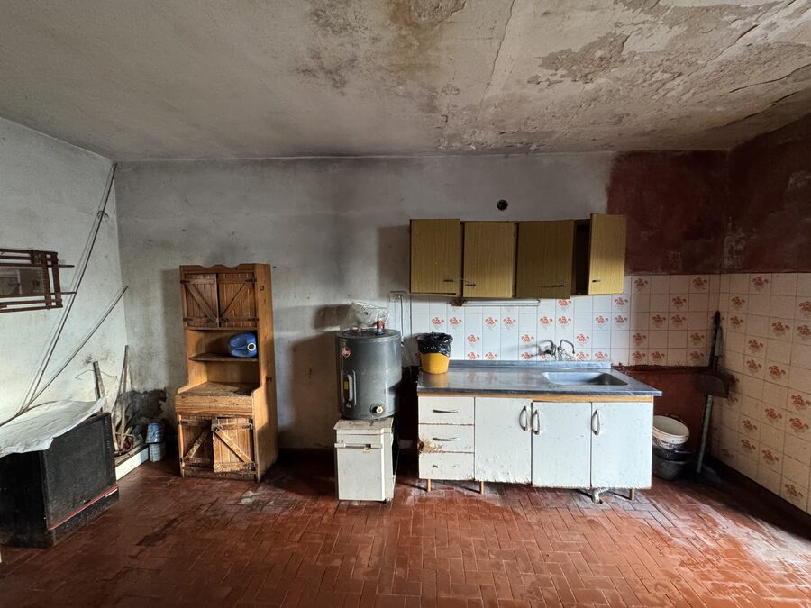 CASA A REFACCIONAR DE 2 DORMITORIOS | ZONA DON BOSCO