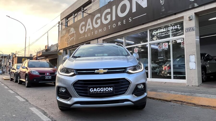 Excelente Chevrolet Tracker 1.8 LTZ Premier 4x2 GNC / 2018