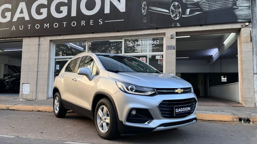 Excelente Chevrolet Tracker 1.8 LTZ Premier 4x2 GNC / 2018