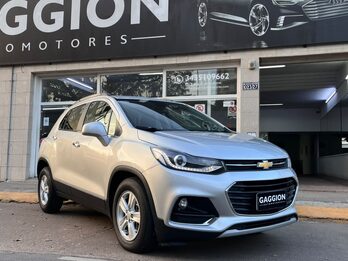 Excelente Chevrolet Tracker 1.8 LTZ Premier 4x2 GNC / 2018