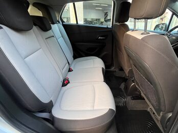 Excelente Chevrolet Tracker 1.8 LTZ Premier 4x2 GNC / 2018
