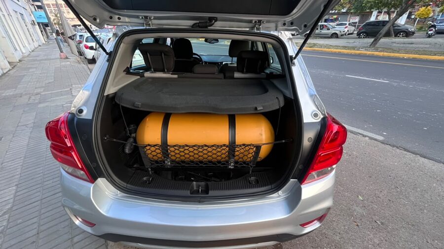 Excelente Chevrolet Tracker 1.8 LTZ Premier 4x2 GNC / 2018