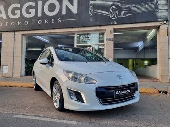Peugeot 308 Feline 2.0N / 2013
