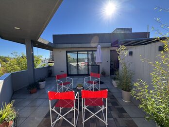 CASA MODERNA DE 3 DORMITORIOS | APTA CRÉDITO | ZONA PLAZA SÁENZ PEÑA