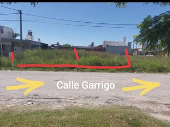 2 Lotes en Calle Garrigo a mts de Crislogo Larralde ( precio individual)