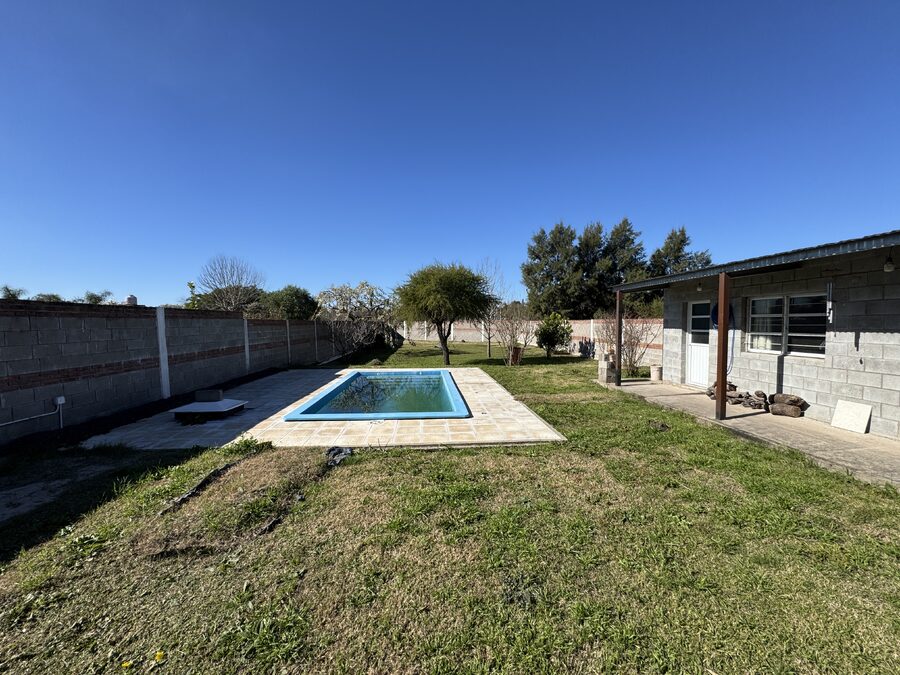 CASA DE 2 DORMITORIOS CON PILETA | TERRENO DE 1.000 m² | COLONIA AVELLANEDA