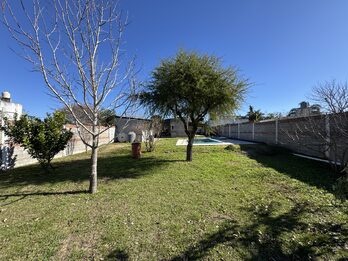 CASA DE 2 DORMITORIOS CON PILETA | TERRENO DE 1.000 m² | COLONIA AVELLANEDA