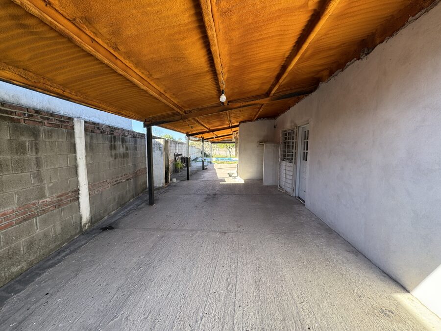 CASA DE 2 DORMITORIOS CON PILETA | TERRENO DE 1.000 m² | COLONIA AVELLANEDA