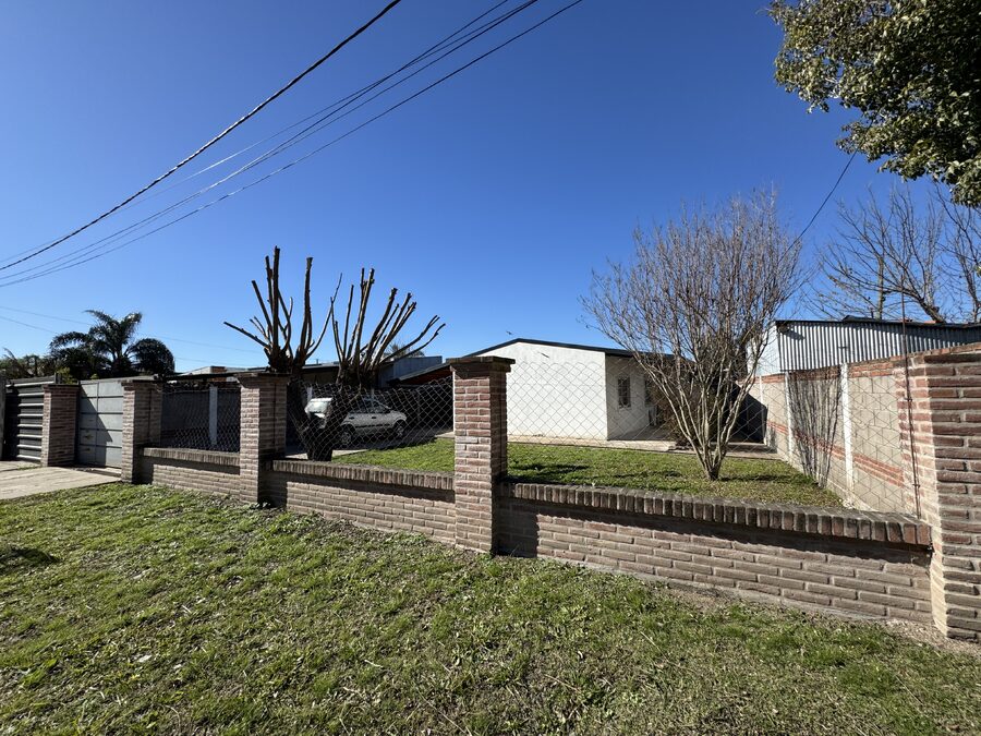 CASA DE 2 DORMITORIOS CON PILETA | TERRENO DE 1.000 m² | COLONIA AVELLANEDA