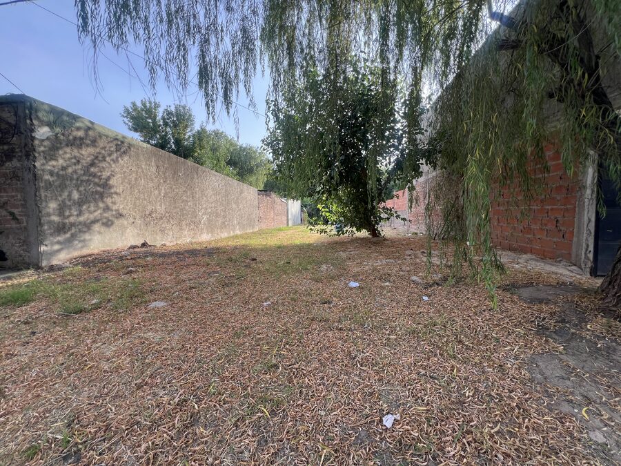 TERRENO EN PARANA DE 450 m² | TODOS LOS SERVICIOS
