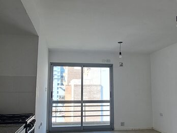 ALQUILER MONOAMBIENTE CALLE SAN JUAN 346