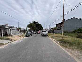 VENDO GALPON - ZONA BLAS PARERA Y REGIS MARTINEZ