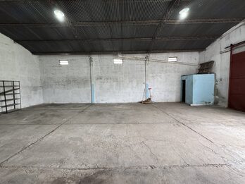 ALQUILO GALPON - ZONA BLAS PARERA Y REGIS MARTINEZ