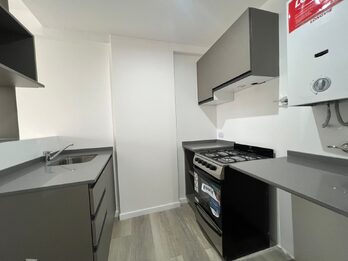 25 de mayo 613 3er piso. Se Alquila Departamento con Amenities