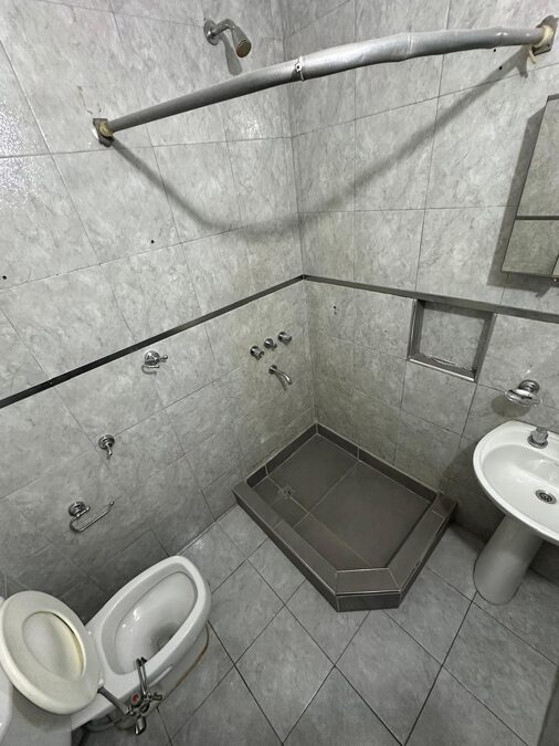 VENTA CASA. GOBERNADOR FAUSTINO PARERA 2336
