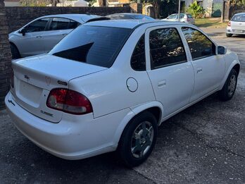 Corsa Classic LS 1.4 ABS