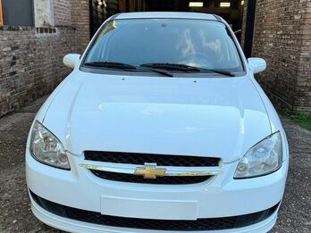Corsa Classic LS 1.4 ABS