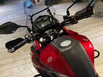 BENELLI TRK 502 X
