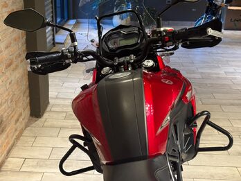 BENELLI TRK 502 X