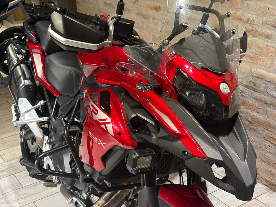 BENELLI TRK 502 X
